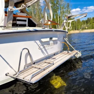 Veneen nimi ja kotisatama tarrateksti siirtokalvolla