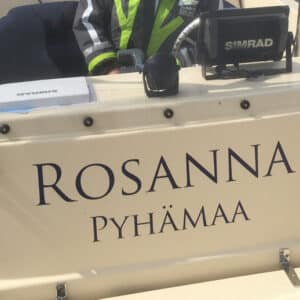 Veneen nimi ja kotisatama tarrateksti siirtokalvolla